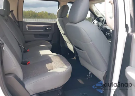 2016 Ram 1500 Big Horn z USA, uszkodzony, nr VIN 1C6RR7LT2GS287911